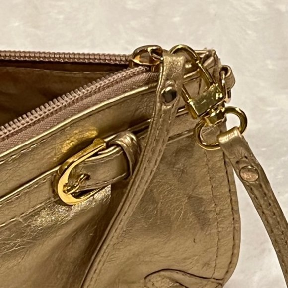 NEIMAN MARCUS Metallic Gold Wristlet NWOT - Picture 9 of 14